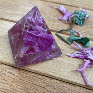 REAL FLOWERS mini paperweight